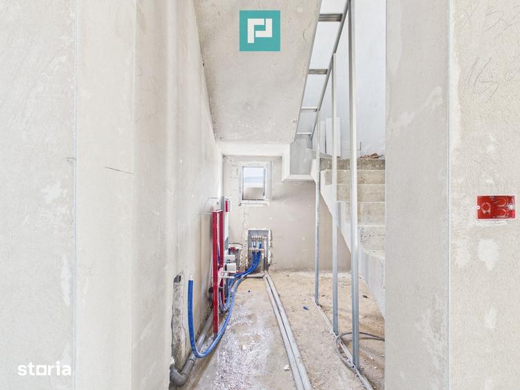 Casă cu 6 camere cu Teren 464 Mp în Pârneava