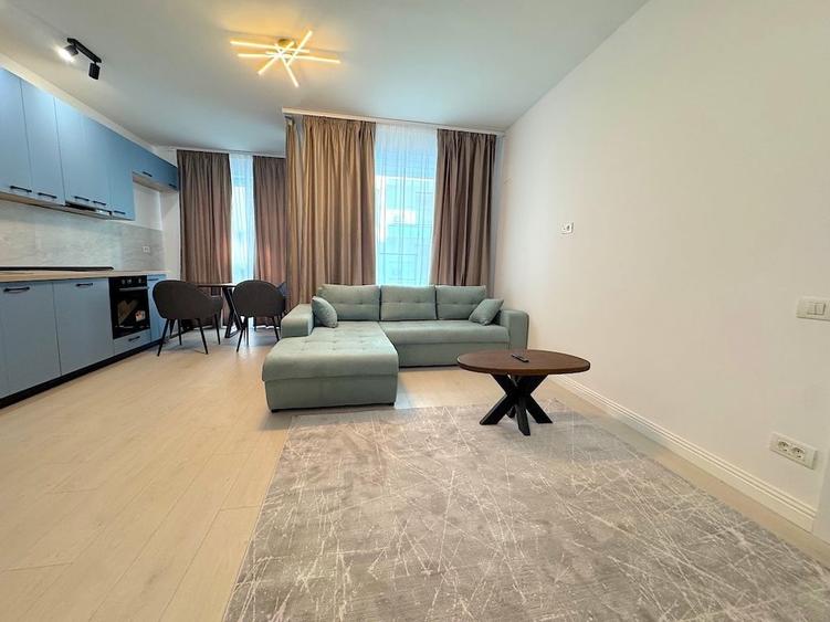 Apartament cu 2 camere semidecomandat, mobilat în Pipera