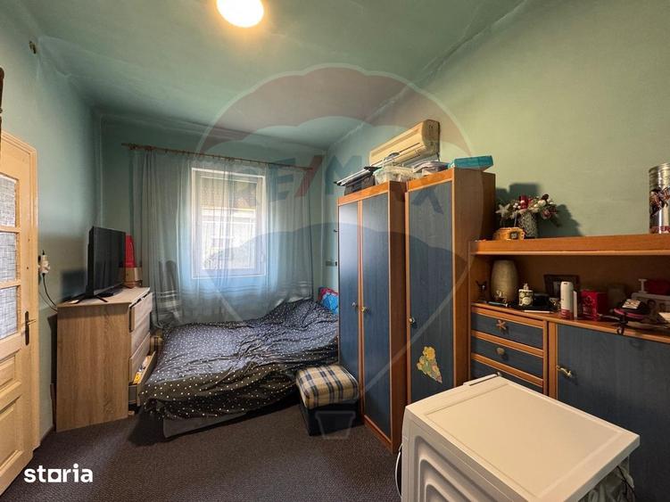 Casă cu 4 camere cu Teren 450 Mp în Șega