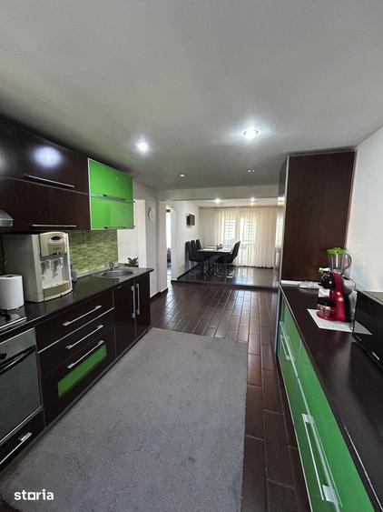Apartament cu 4 camere în Inel I