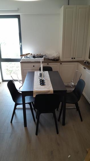 Apartament cu 3 camere în Lipovei