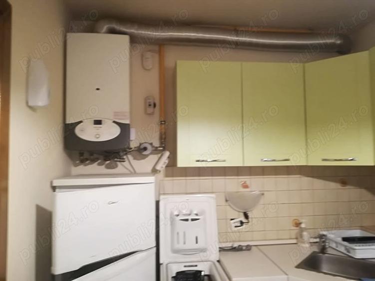 Garsonieră decomandată în Central
