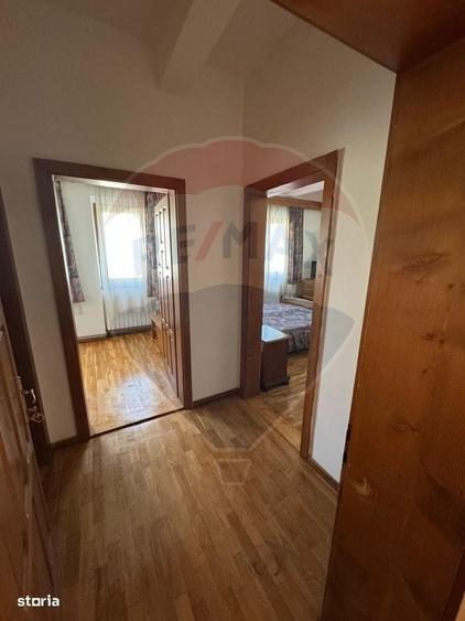 Spațiu comercial, de 320 mp, în Prislop