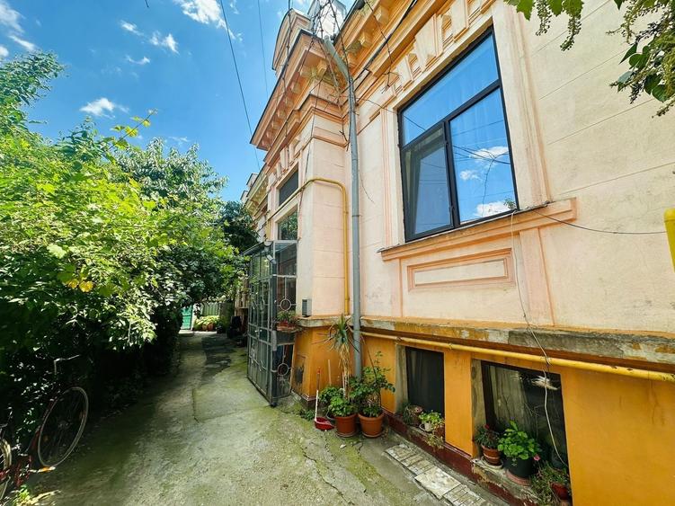 APARTAMENT 2 CAMERE IN VILA | CARTIERUL ARMENESC | STRADA SPATARULUI - 1