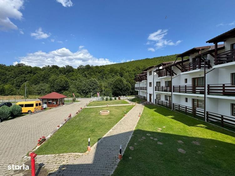 Spațiu comercial, de 6,000 mp, în Cârțișoara