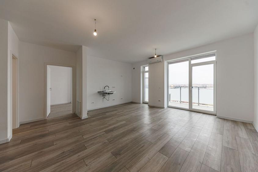 Apartament cu 2 camere decomandat în Take Ionescu
