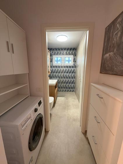 Apartament cu 3 camere semidecomandat în Gheorghe Lazăr