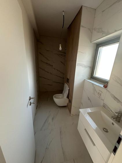 Duplex cu 5 camere cu Teren 100 Mp în Jilava