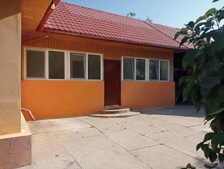 Casă cu 4 camere în Corlățel