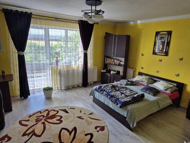 Casă cu Teren 231 Mp în Dezmir
