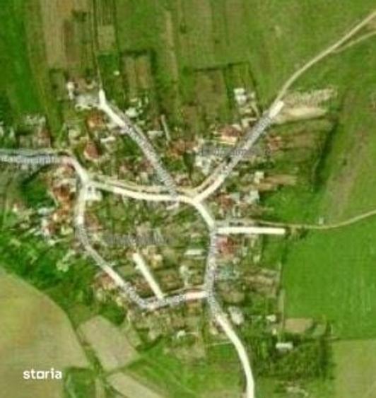 Teren de 2400 mp, în Glina