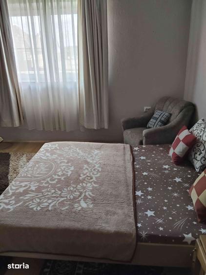Casă cu 3 camere cu Teren 500 Mp în Vetiș