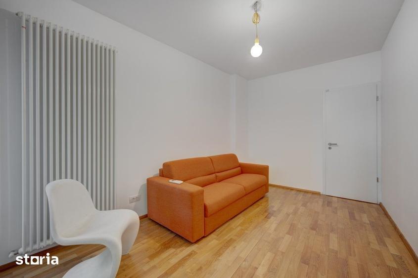 Apartament cu 4 camere, mobilat în Central