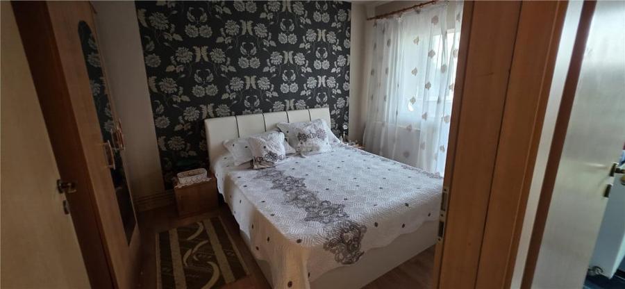 Apartament cu 2 camere decomandat în Șagului