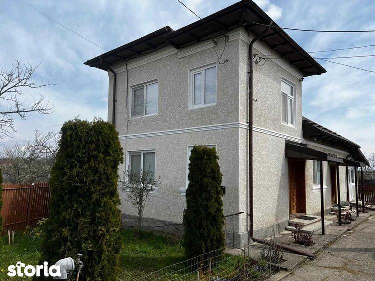 Casă cu 4 camere cu Teren 125 Mp în Central