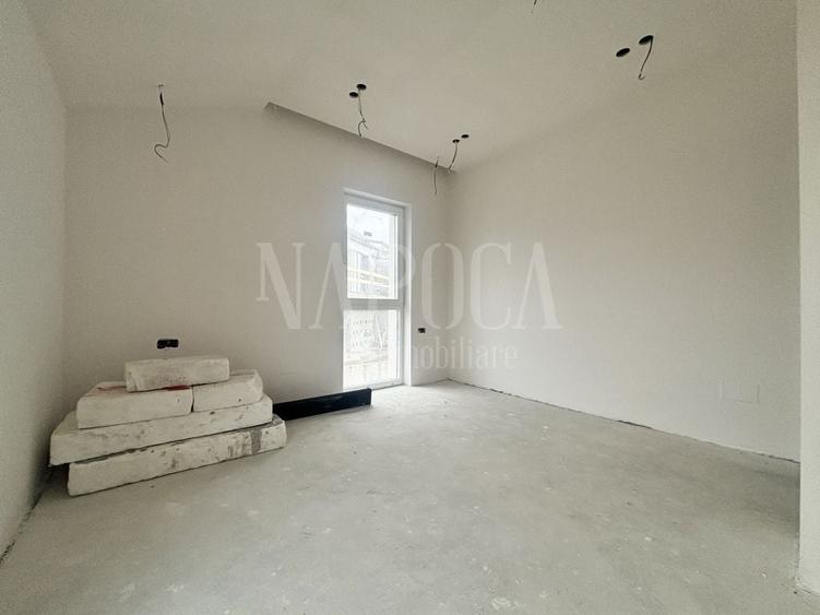 Duplex cu 3 camere cu Canalizare în Chinteni
