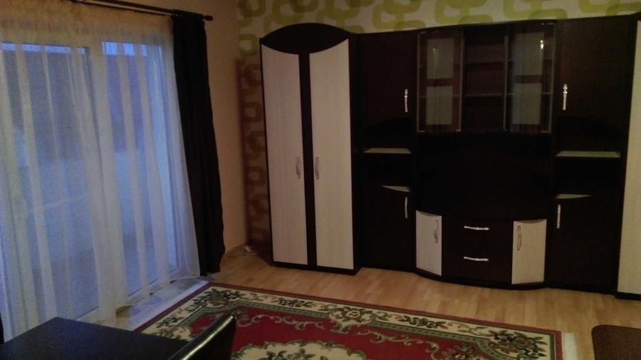 Apartament cu 2 camere decomandat în Florești