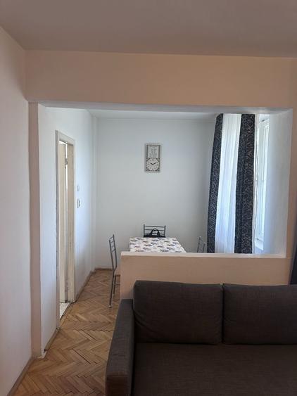 Apartament cu 2 camere decomandat, mobilat în Circumvalațiunii