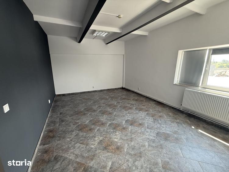Spațiu comercial, de 312 mp, în Șerbănești
