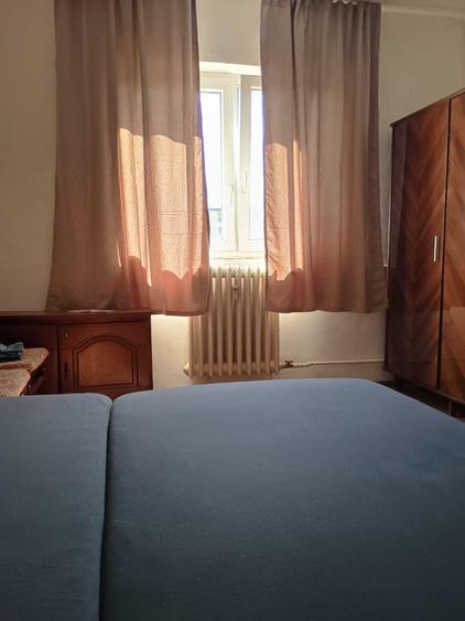 Garsonieră decomandată în Confecții