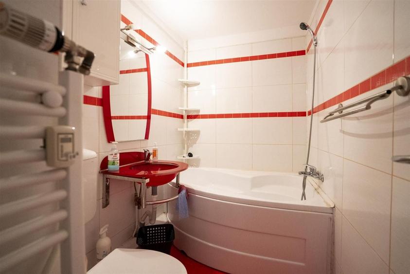 Apartament 4 camere 2 bai etaj 1 Dacia - 6