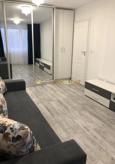 Apartament cu 3 camere decomandat, mobilat în Drumul Taberei