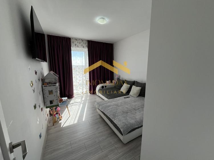 Apartament cu 3 camere decomandat, mobilat în Giarmata-Vii