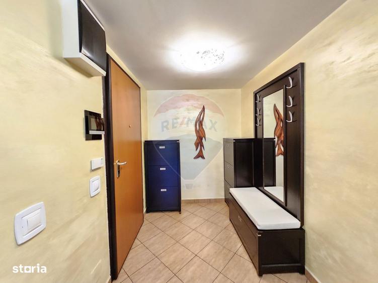 Apartament cu 3 camere, mobilat în Eminescu