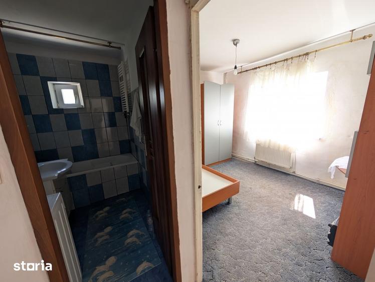 Apartament cu 2 camere decomandat în Buhuși