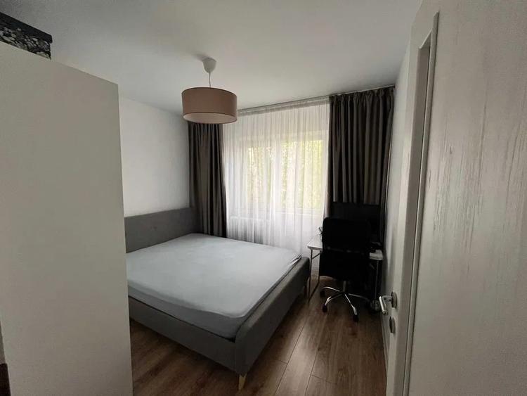 Apartament cu 2 camere semidecomandat, mobilat în Canta