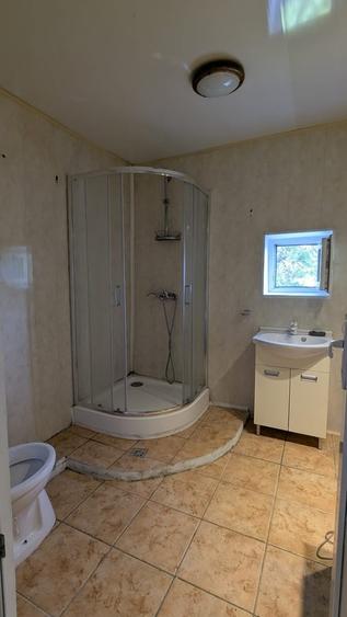 Apartament cu 3 camere semidecomandat în Mihai Bravu