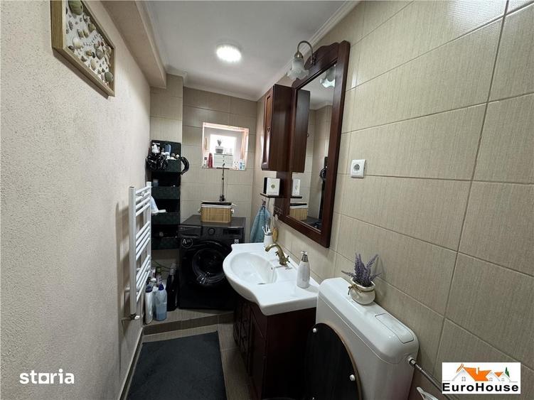Apartament cu 5 camere în Cetate