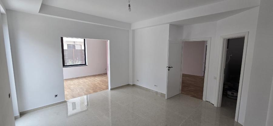Duplex cu 5 camere cu Teren 227 Mp în Central