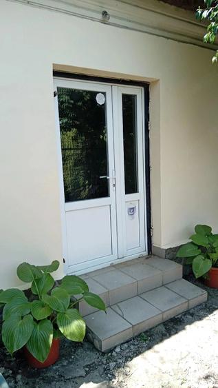 Casă cu 3 camere cu Teren 4000 Mp în Racovița