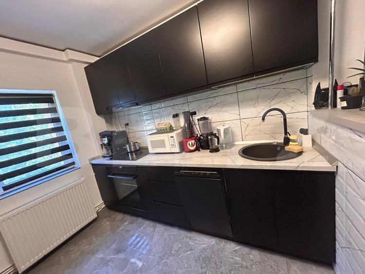 Apartament 3 camere, 66 mp, zona Soarelui - 3