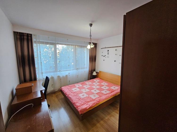 Apartament cu 2 camere semidecomandat, mobilat în Unirii