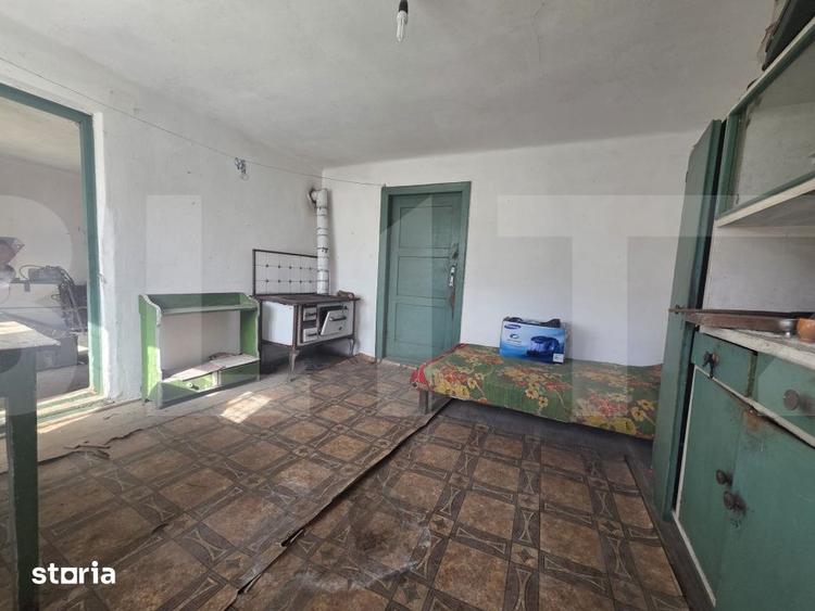 Casă cu 4 camere cu Teren 1210 Mp în Valea Crișului