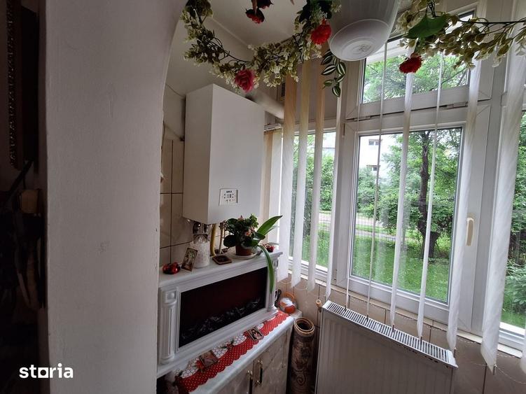 Apartament 2 camere semidecomandate parter,zona Mioritei - 2