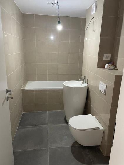 Apartament cu 2 camere semidecomandat în Viilor