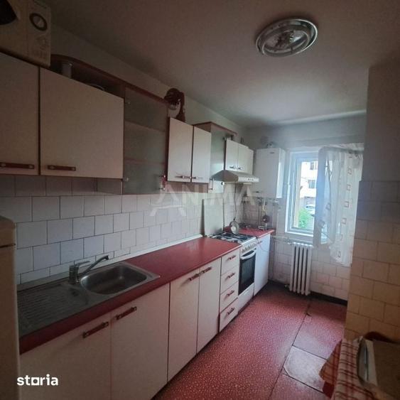 Apartament cu 4 camere decomandat în Mănăștur — fotografia 3
