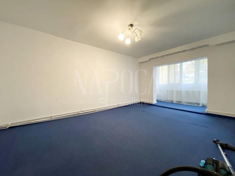 Apartament cu 3 camere decomandat în Zorilor