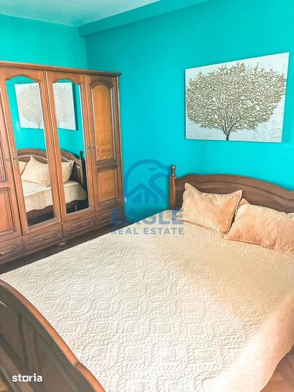 Apartament cu 3 camere semidecomandat, mobilat în Gara