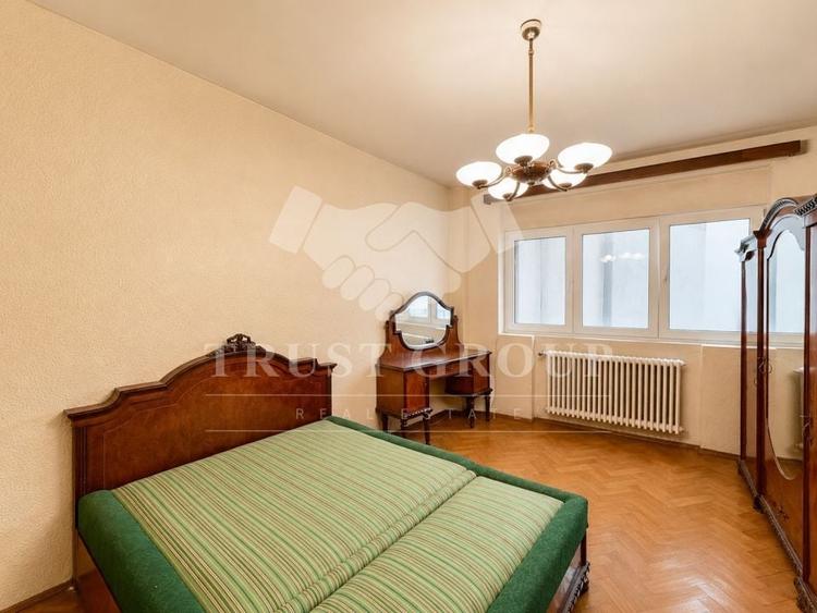 Apartament cu 2 camere semidecomandat în Sala Palatului