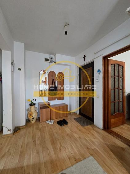 Apartament cu 2 camere decomandat, mobilat în Alexandru cel Bun
