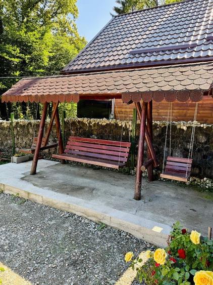 Casă cu 4 camere în Vlădeni