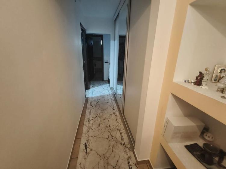 Apartament cu 3 camere decomandat în Sfântu Ilie