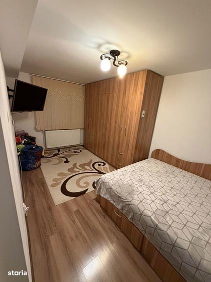 Apartament cu 3 camere, mobilat în Central