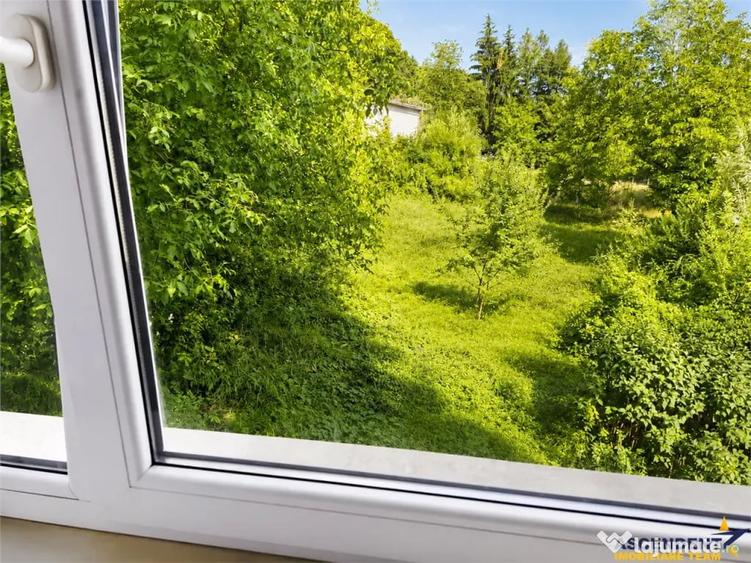 Apartament cu 3 camere decomandat în Drumul Poienii