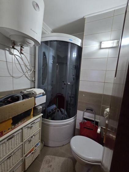 Apartament cu 3 camere decomandat în Dorobanți 2