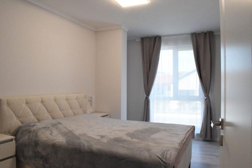 Apartament cu 3 camere decomandat în Florești